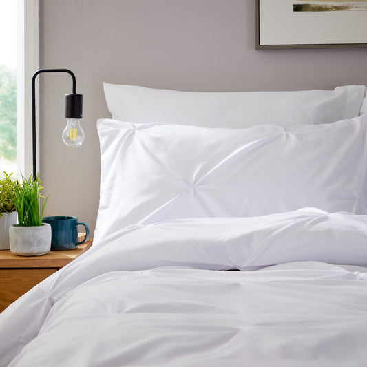 OLIVIA ROCCO Pintuck White Microfibre Duvet Cover Set With Pillowcases Breathable Easy Care All Season Soft Finish Bedding