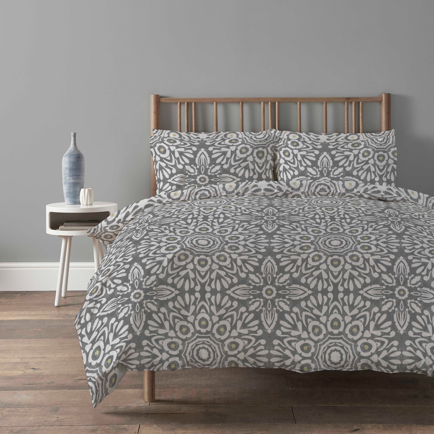 OLIVIA ROCCO Alhambra Grey Duvet Cover Set With Pillow Cases Easy Care Modern Geometric Printed Bedding Soft Comfort Bedding
