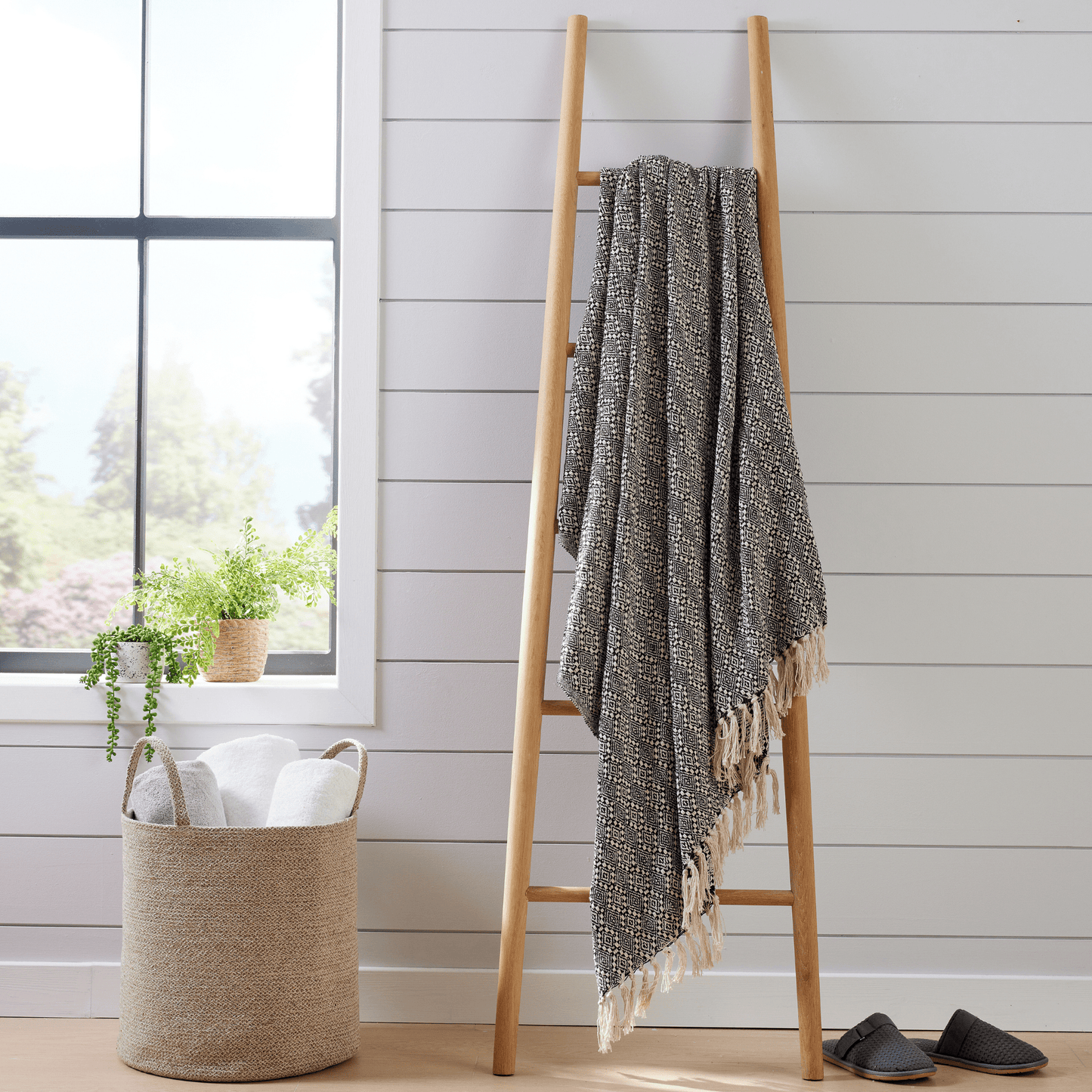 OLIVIA ROCCO Casablanca Check Design Recycled Cotton Throw Blanket With Tassels, Lightweight And Soft For Sofa Bed Or Chair