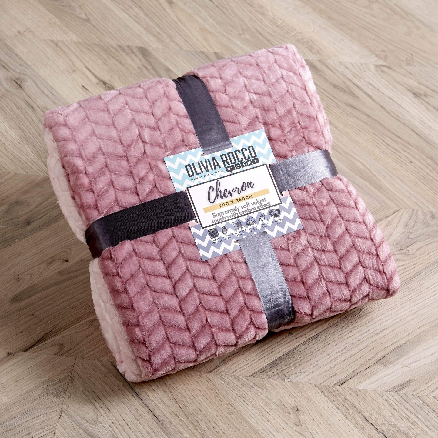 OLIVIA ROCCO Chevron Ombre Throw Blanket Oversized Chunky Soft Fleece for Sofa or Bed All-Season Comfort in Calming Colours