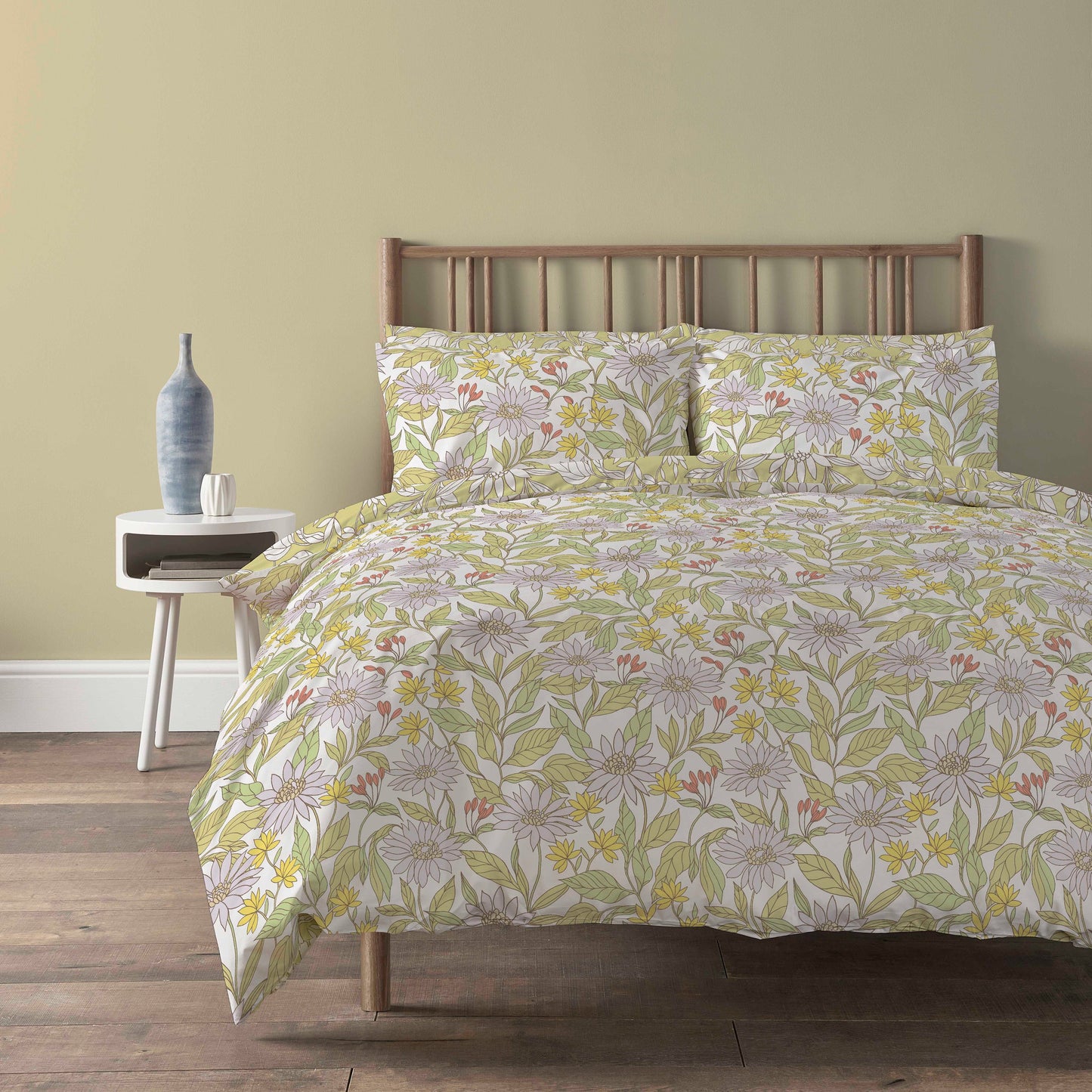 OLIVIA ROCCO Duvet Cover Set Elinor Lilac Floral Print With Pillow Cases Easy Care Super Soft Premium Bedding Linen Wrinkle Resistant