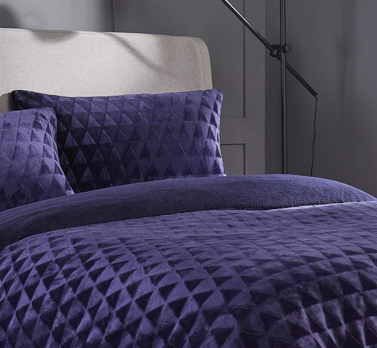 OLIVIA ROCCO Geometric Reversible Teddy Bear Faux Fur Duvet Set Ultra Soft Bedding OEKO-TEX Certified For Cozy Winter Nights