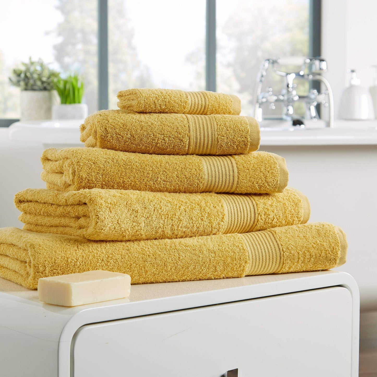 OLIVIA ROCCO Egyptian Cotton Towels 500GSM High Absorbency Soft Durable OEKO TEX Certified Various Sizes Elegant Assorted Colours