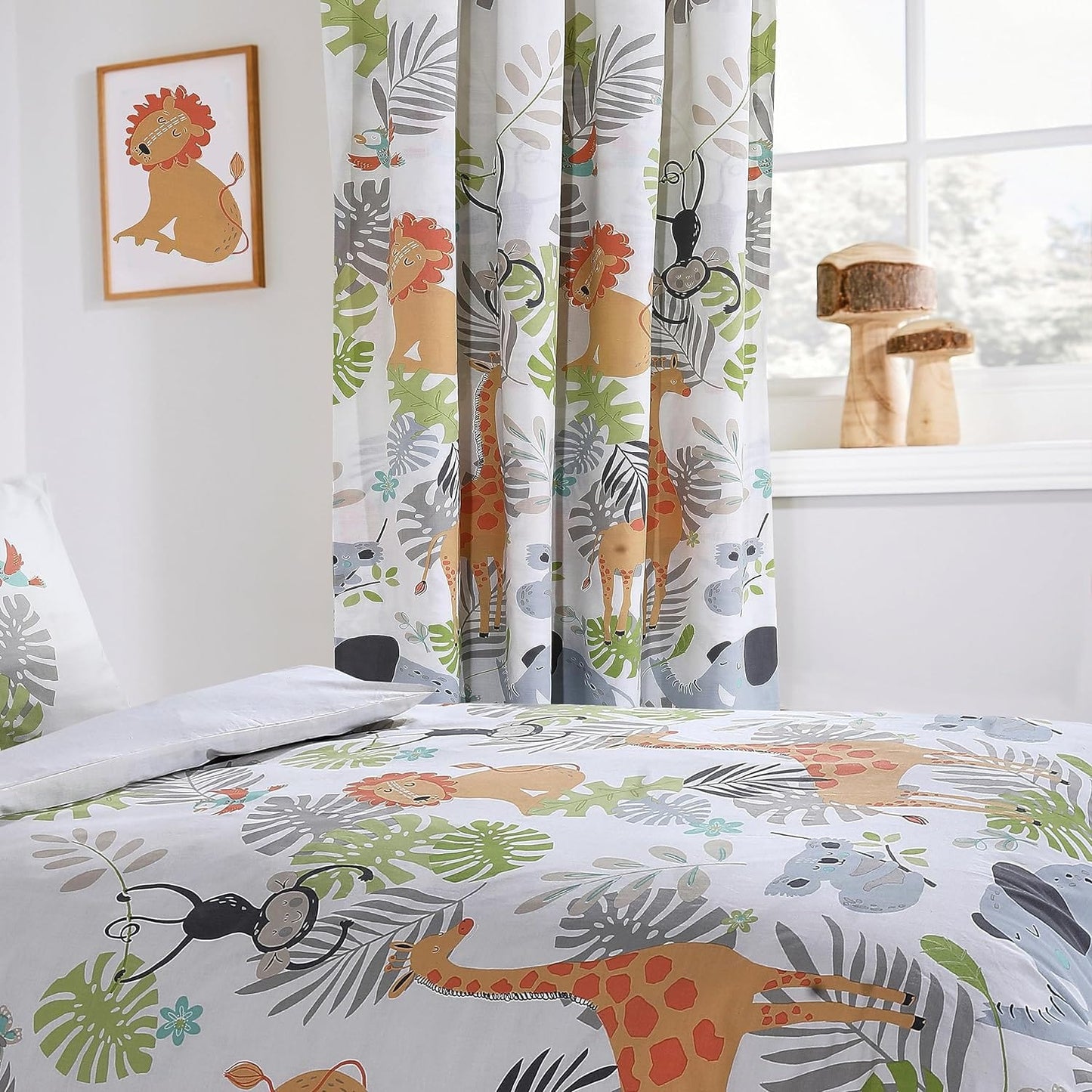 OLIVIA ROCCO Kids Safari Jungle Animal Print Duvet Cover Set With Pillowcase Soft Cosy Durable Lightweight Bedding Lions Giraffes Bears Elephants