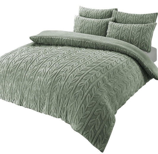 OLIVIA ROCCO Leaf Print Teddy Duvet Set With Reversible Sherpa Fleece Ultra Soft Winter Bedding For Single Double King Bed Sizes