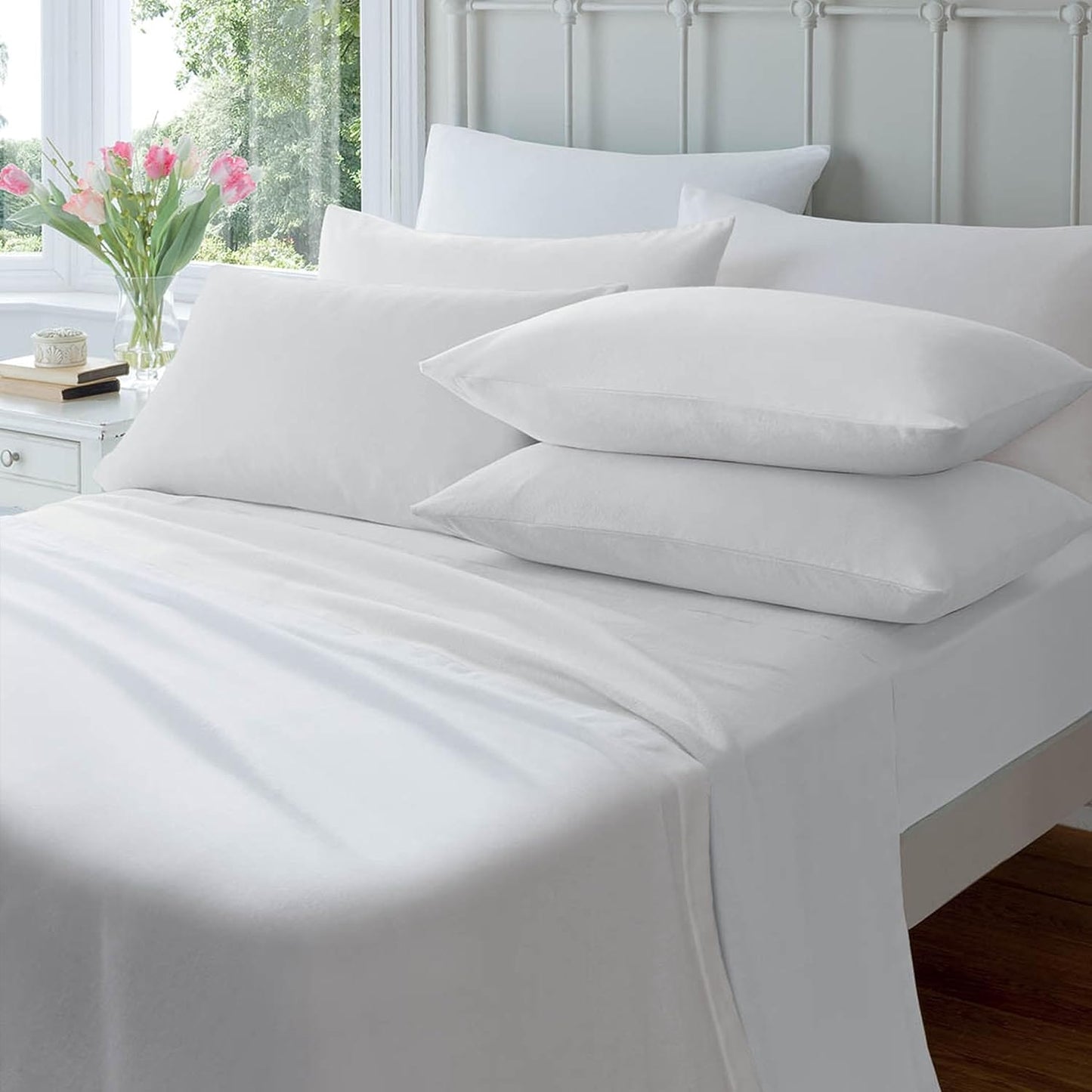 OLIVIA ROCCO Flannelette Brushed Cotton Easycare Fitted Sheets With Elastic Fit Design In Multiple Sizes For All Beds