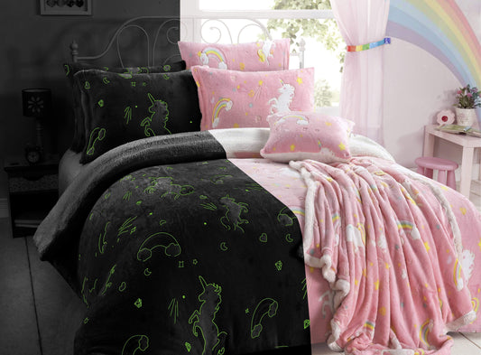 OLIVIA ROCCO Rainbow Unicorn Glow In The Dark Teddy Fleece Duvet Set For Kids Super Soft Cosy Bedding Kids Bedrooms Every Night