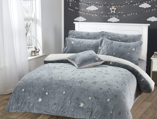 OLIVIA ROCCO Magical Stars Glow In The Dark Teddy Fleece Kids Duvet Set Ultra Soft Bedding With Pillowcases And Bed Throw