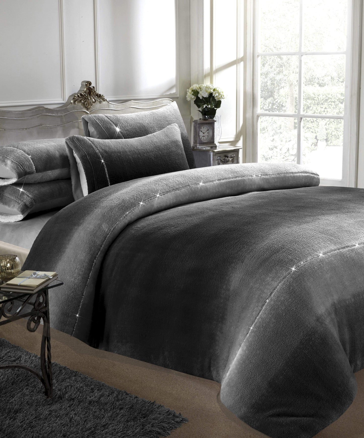 OLIVIA ROCCO Ombre Teddy Fleece Duvet Set With Diamante Detailing Two-Tone Luxury Bedding Available In Single Double King Sizes