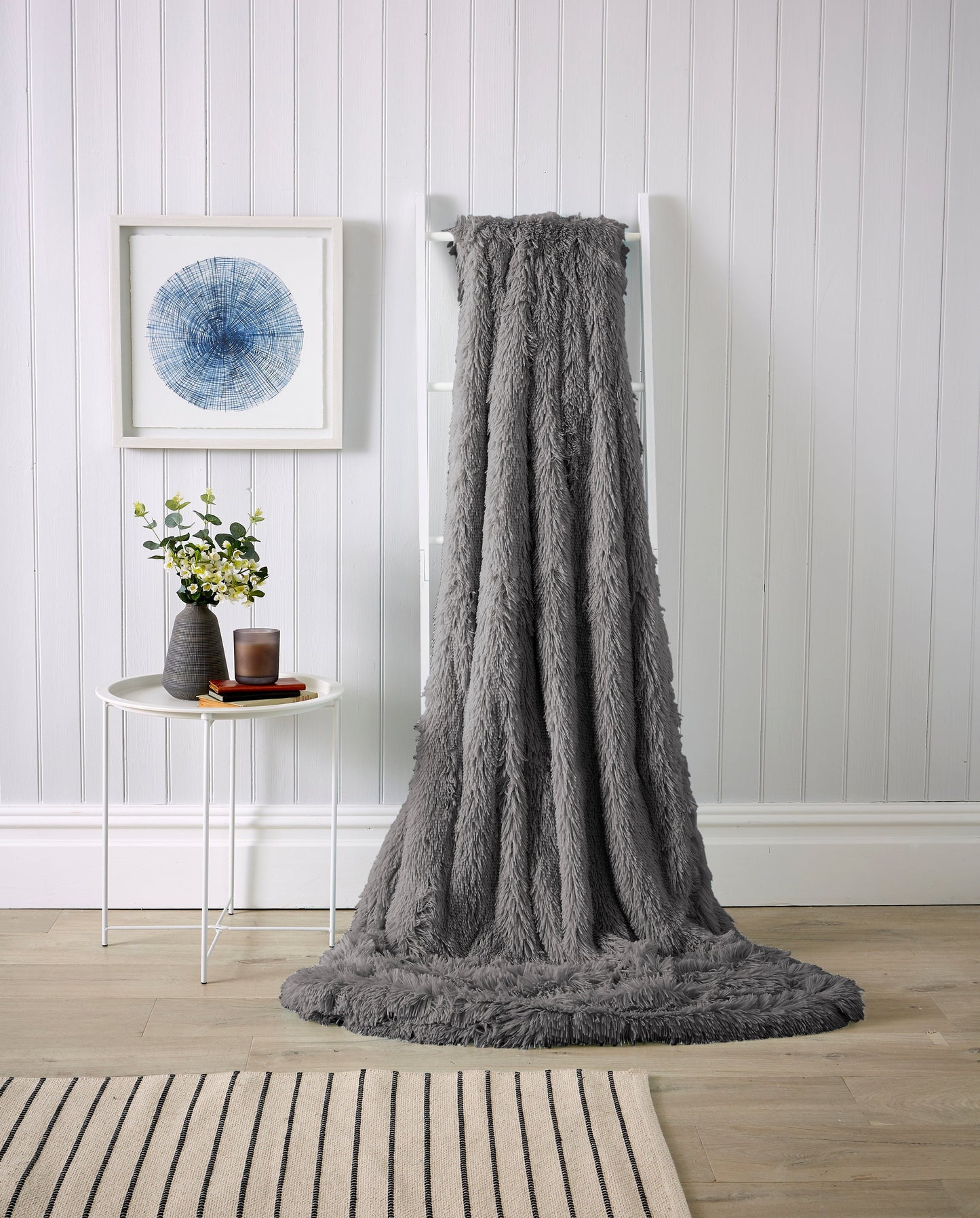 OLIVIA ROCCO Oversized Chunky Soft Fleece Blanket Fluffy Faux Fur Throw for Bed and Sofa in Calming Colours Ultra Cozy Texture