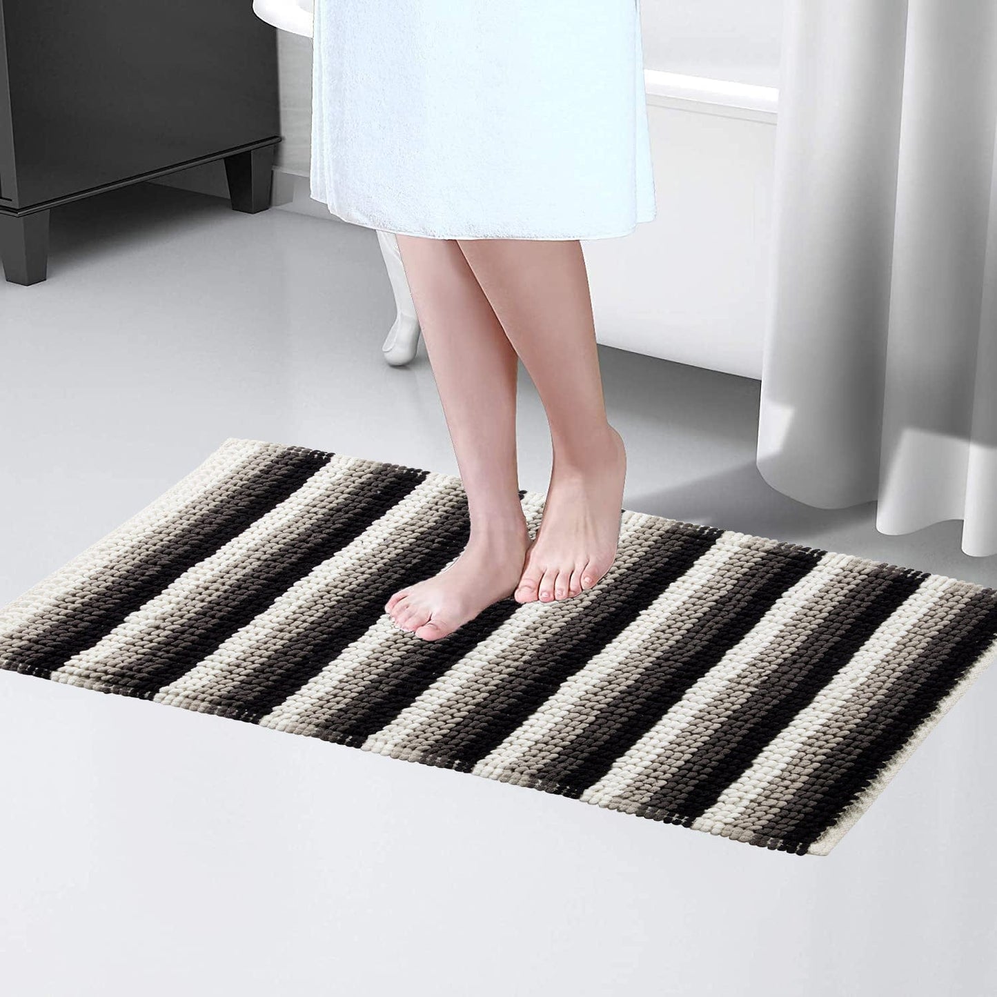 OLIVIA ROCCO Padstow Stripe Bathmat 50 x 80 cm Quick-Drying Anti-Slip Absorbent Durable Bathroom Accessory for Modern Bathrooms