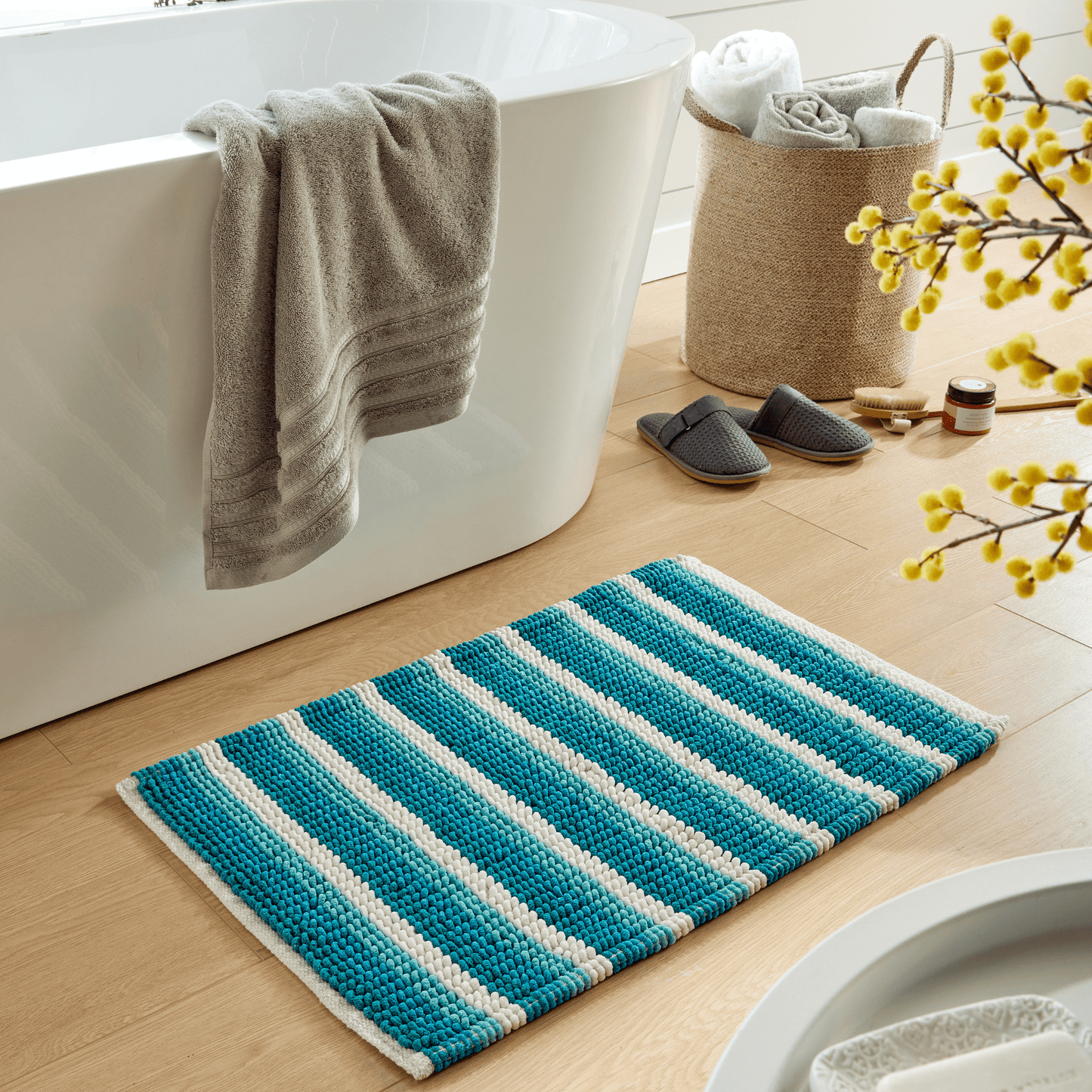 OLIVIA ROCCO Padstow Stripe Bathmat 50 x 80 cm Quick-Drying Anti-Slip Absorbent Durable Bathroom Accessory for Modern Bathrooms