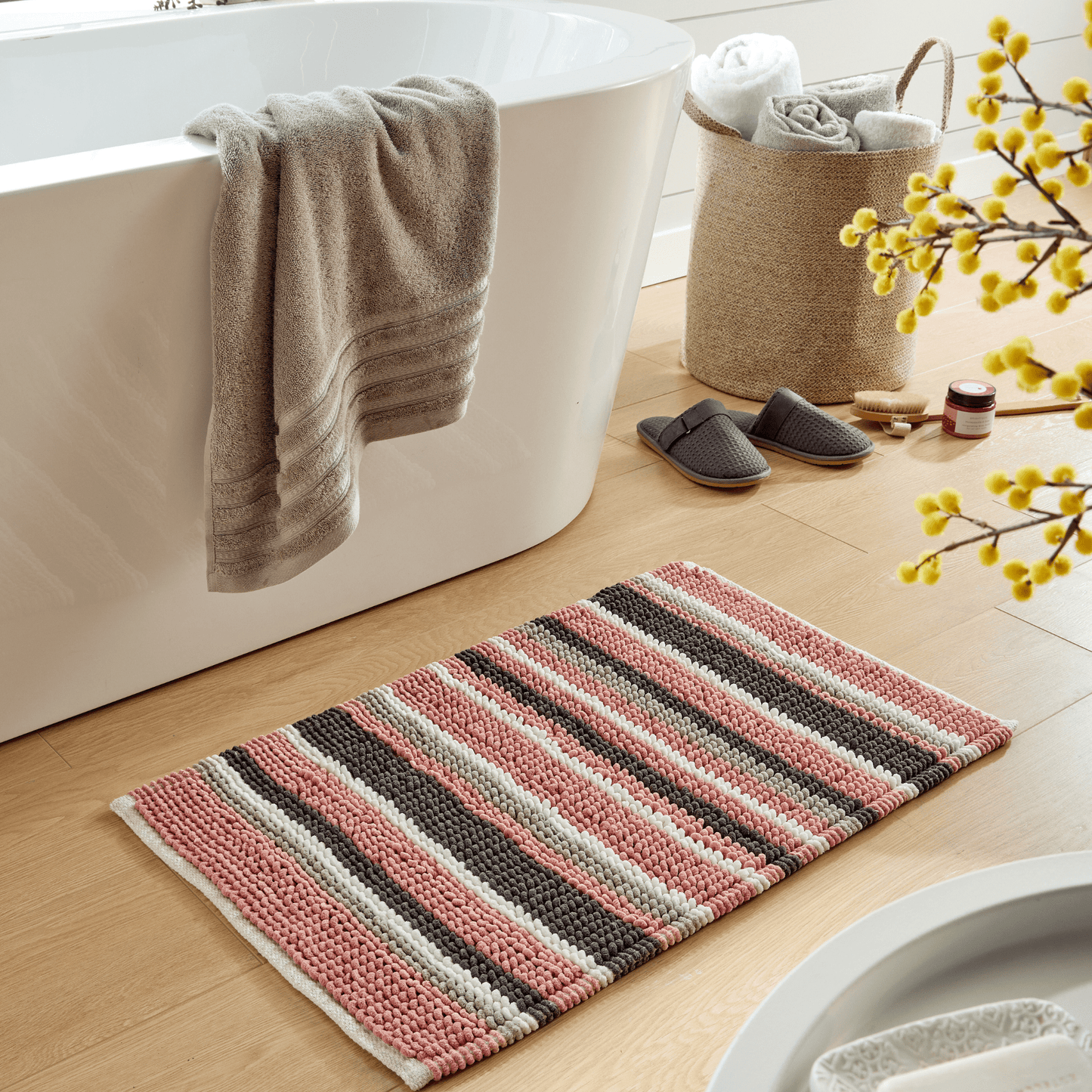 OLIVIA ROCCO Padstow Stripe Bathmat 50 x 80 cm Quick-Drying Anti-Slip Absorbent Durable Bathroom Accessory for Modern Bathrooms