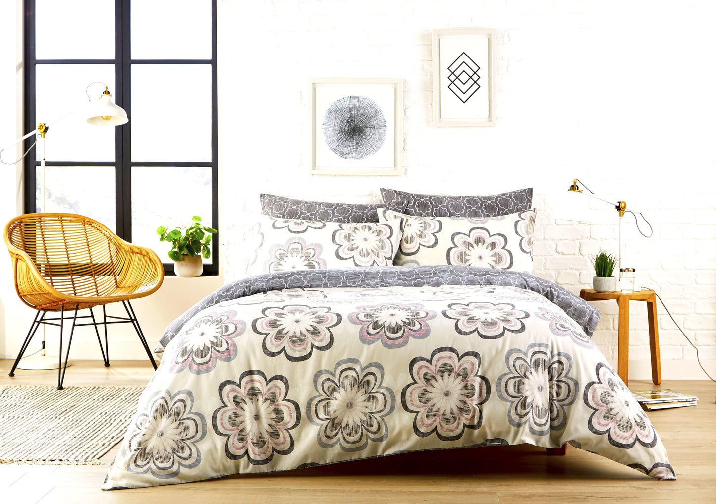 Peony Floral Cotton Rich Duvet Cover Set With Pillowcases