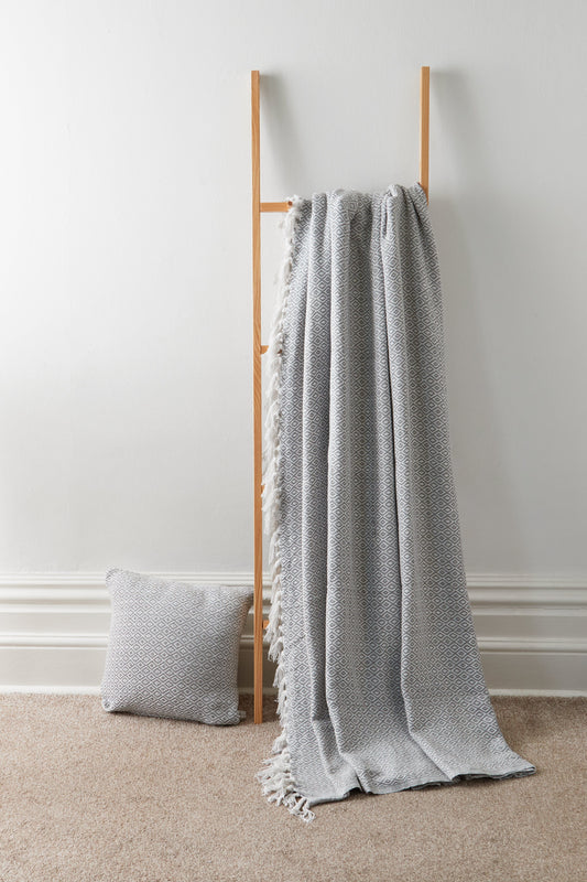OLIVIA ROCCO Regal Handwoven Pure Cotton Throw Blanket Diamond Geometric Pattern Eco-Friendly Durable Bedspread Sofa Cover Multiple Sizes