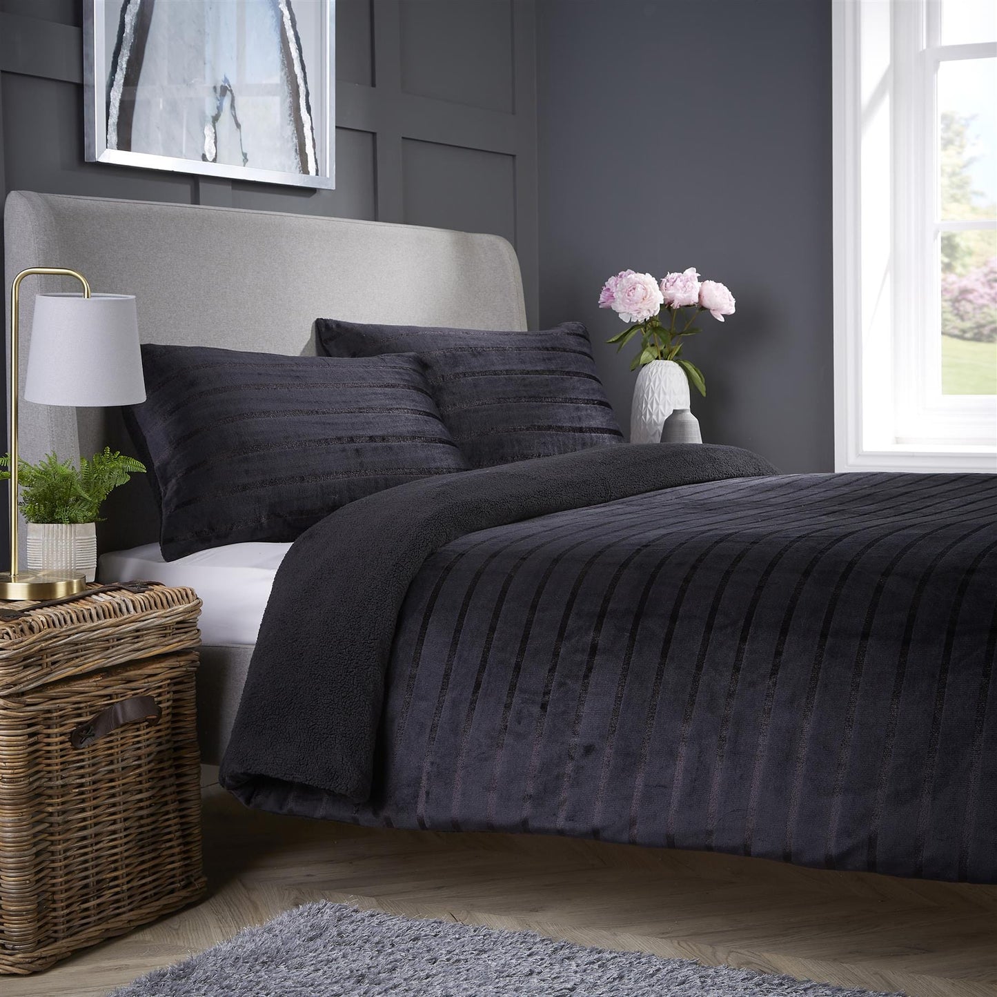 OLIVIA ROCCO Satin Stripe Reversible Faux Fur Teddy Duvet Cover Set - Super Soft Plush Winter Bedding, Available in Single, Double, King