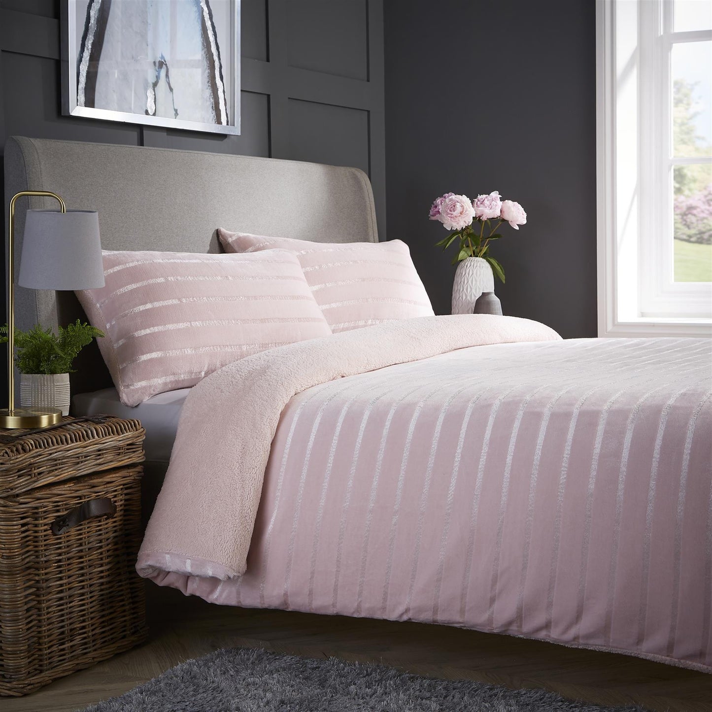 OLIVIA ROCCO Satin Stripe Reversible Faux Fur Teddy Duvet Cover Set - Super Soft Plush Winter Bedding, Available in Single, Double, King