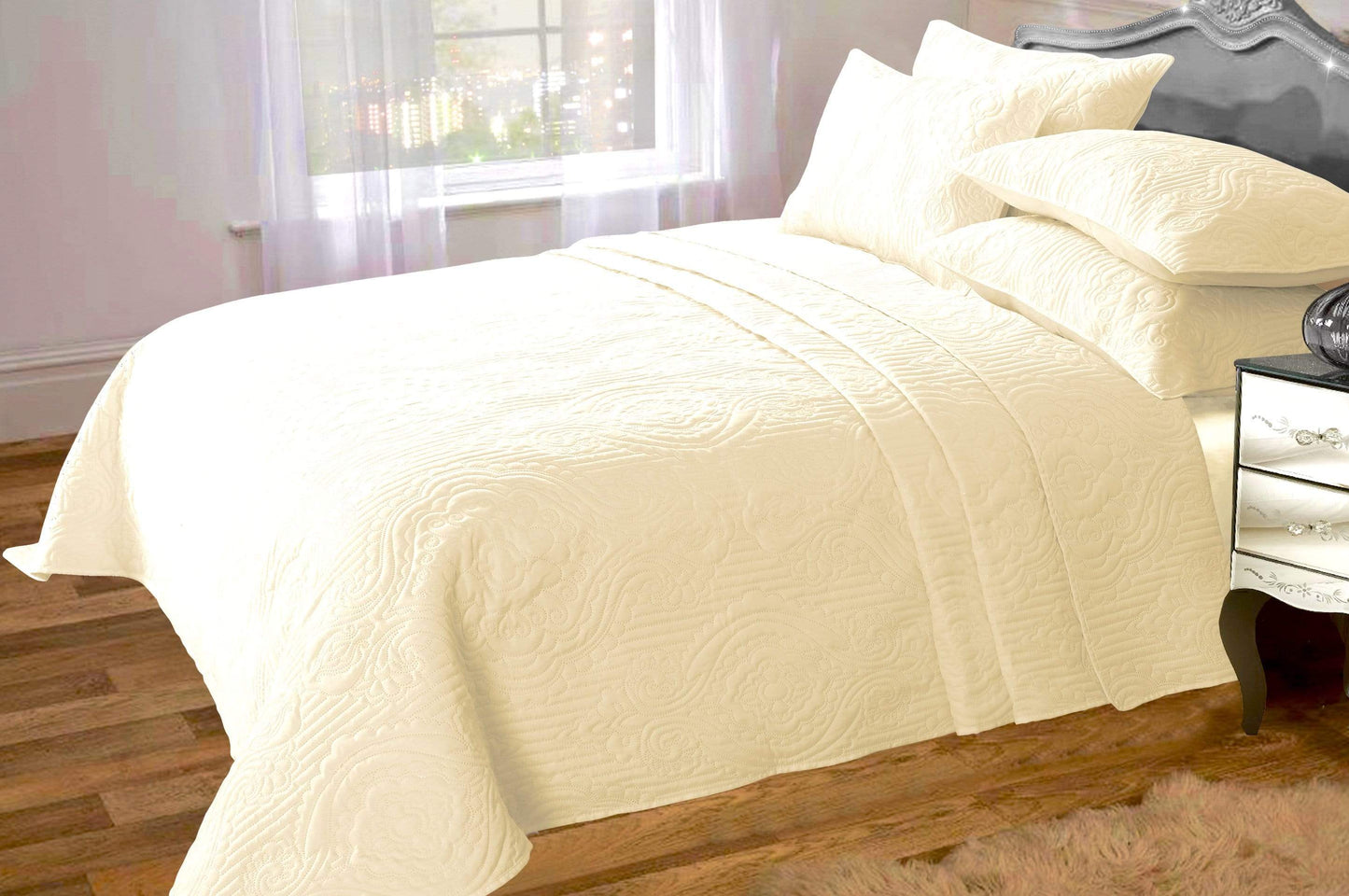 Sorrento Embossed Quilted Bedspread Set