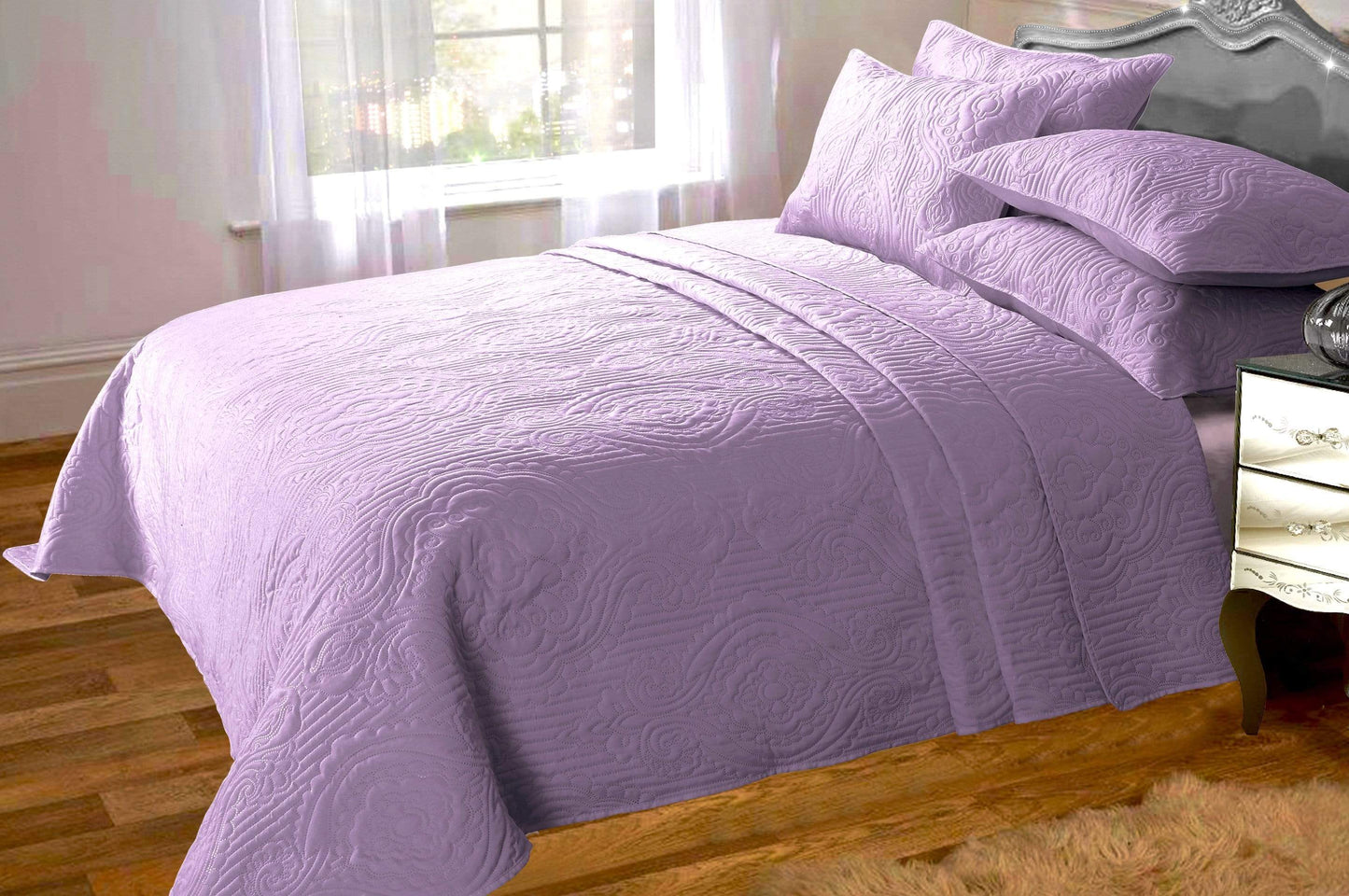 Sorrento Embossed Quilted Bedspread Set