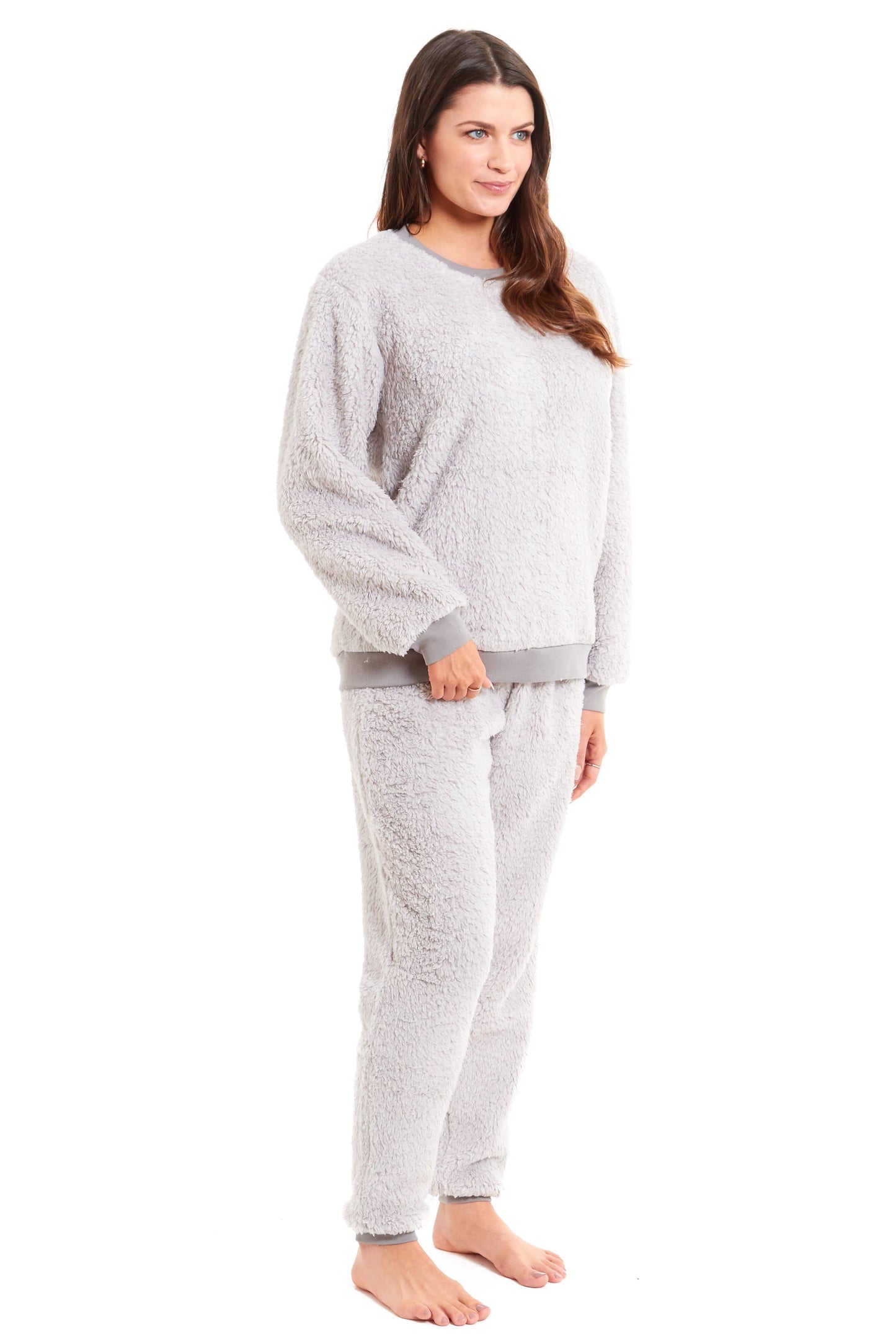 OLIVIA ROCCO Women's Teddy Fleece Pyjama Set Super Soft Stretchable Loungewear Crew Neck Nightwear For Relaxation And Sleep