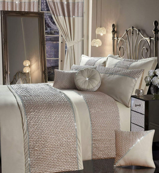 OLIVIA ROCCO Zenia Duvet Cover Set With Quilted Trim And Diamante Detailing For Luxurious Sleep In Single Double King Super King